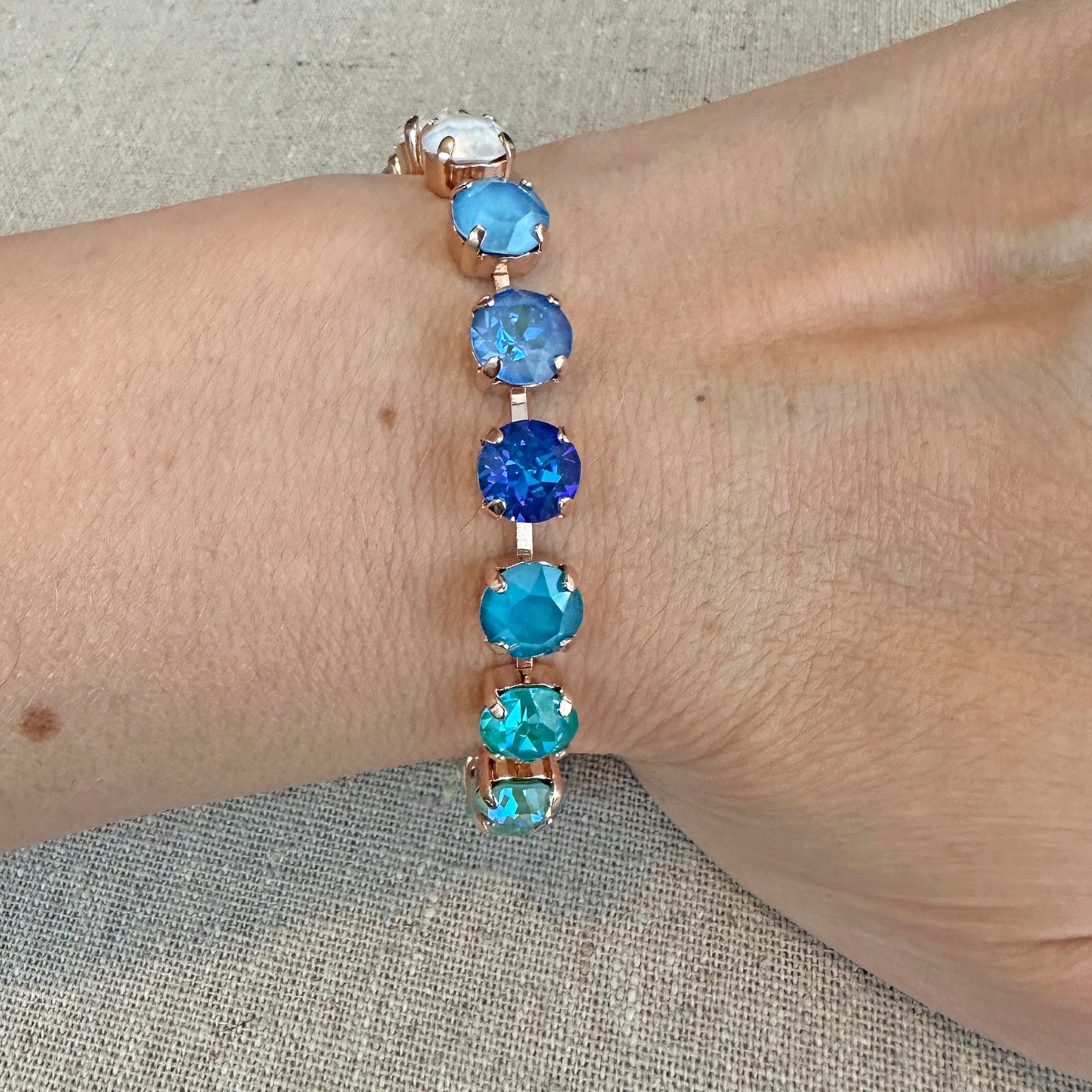 Diamante Adjustable Tennis Bracelet • 8mm • Cool Ombre