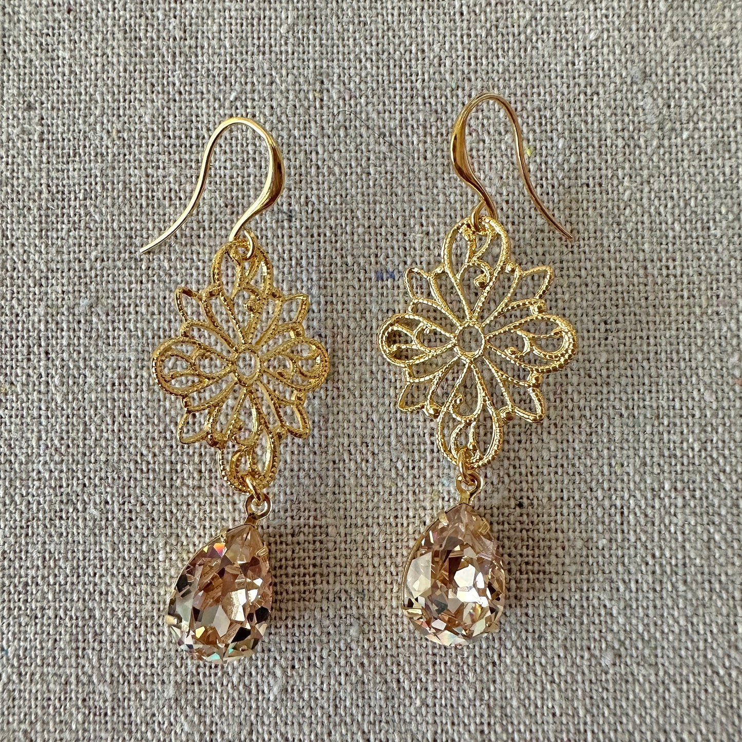 Nouveau Whispers Pear Earrings