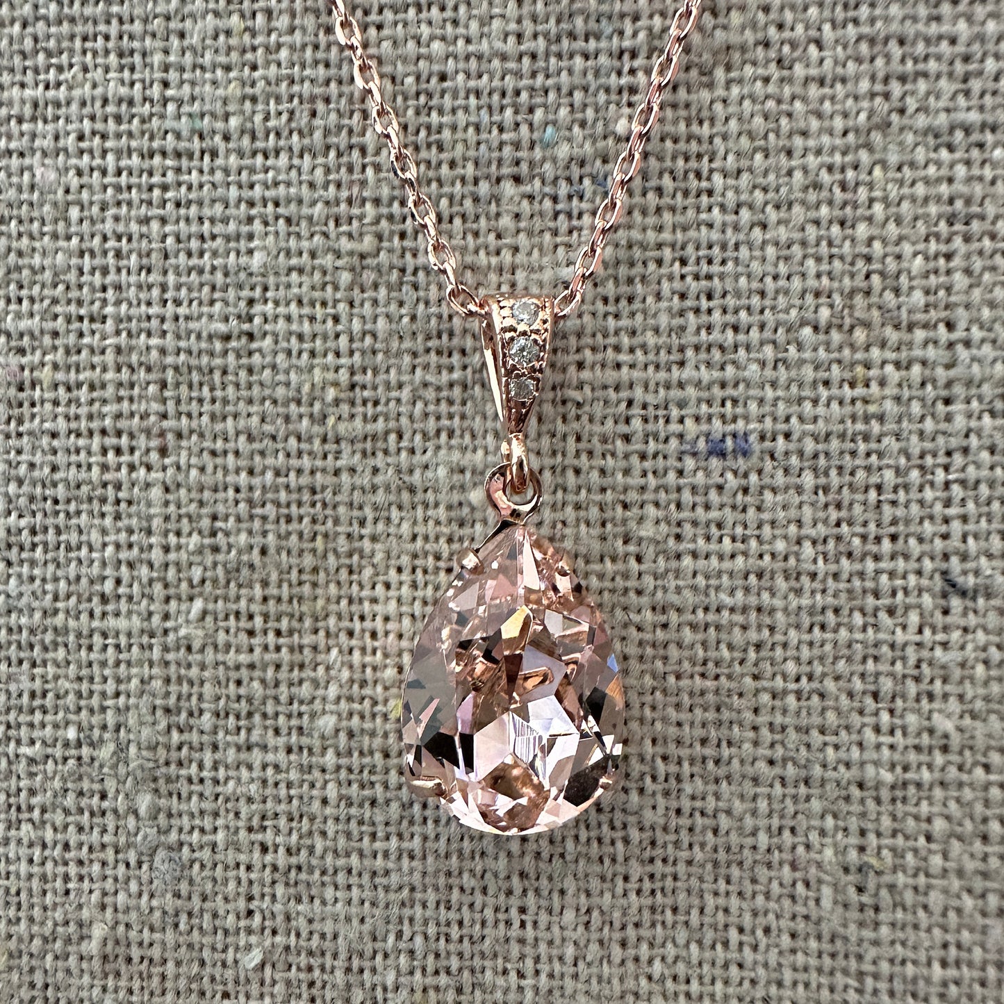 Pear Pavé Necklace • Medium