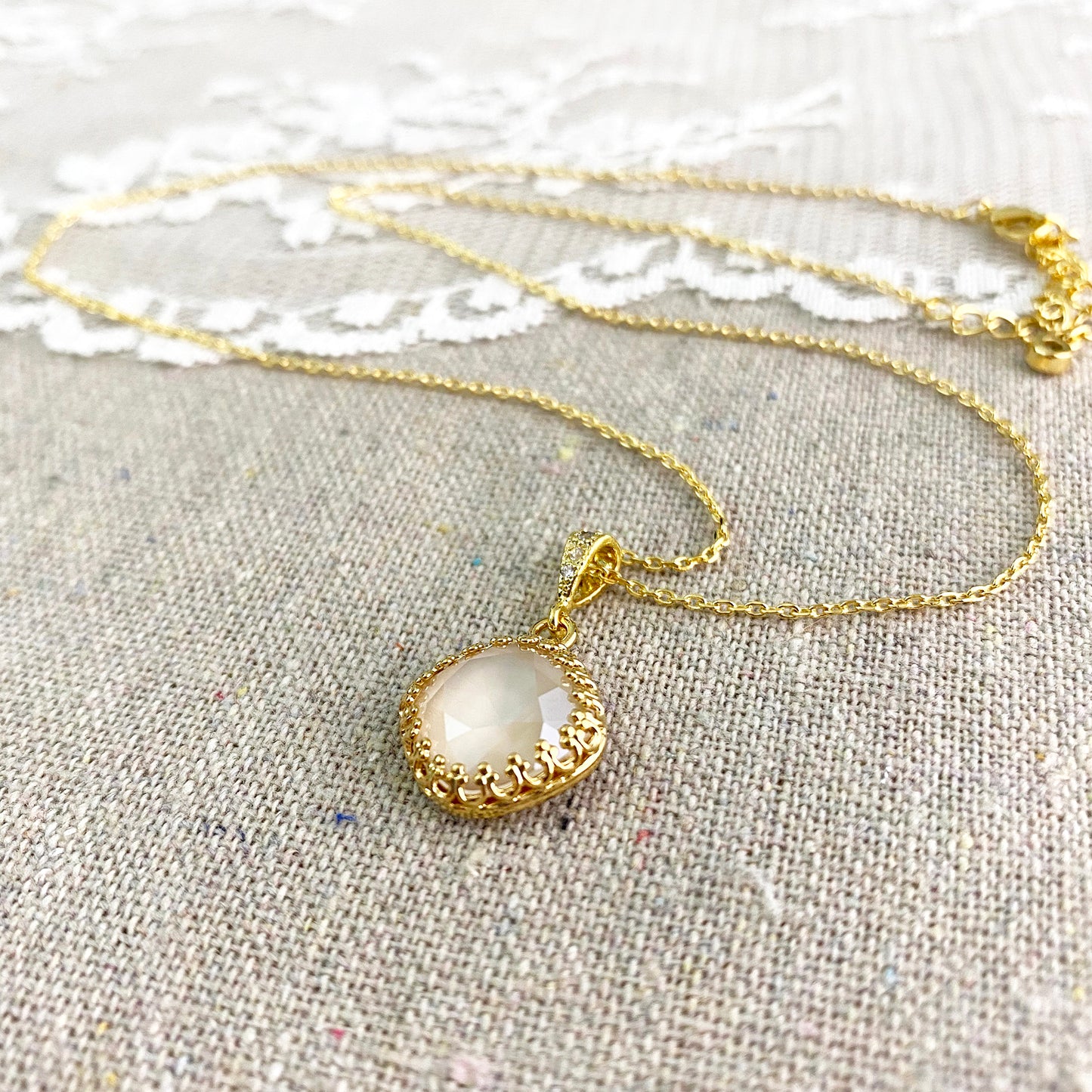Large Cushion Crown Pavé Necklace