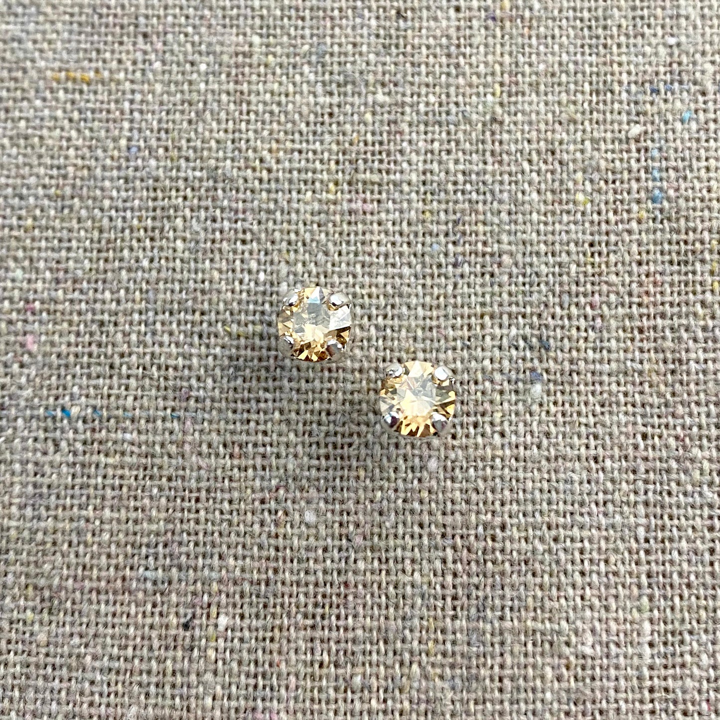 Diamante Post Earrings • 5mm