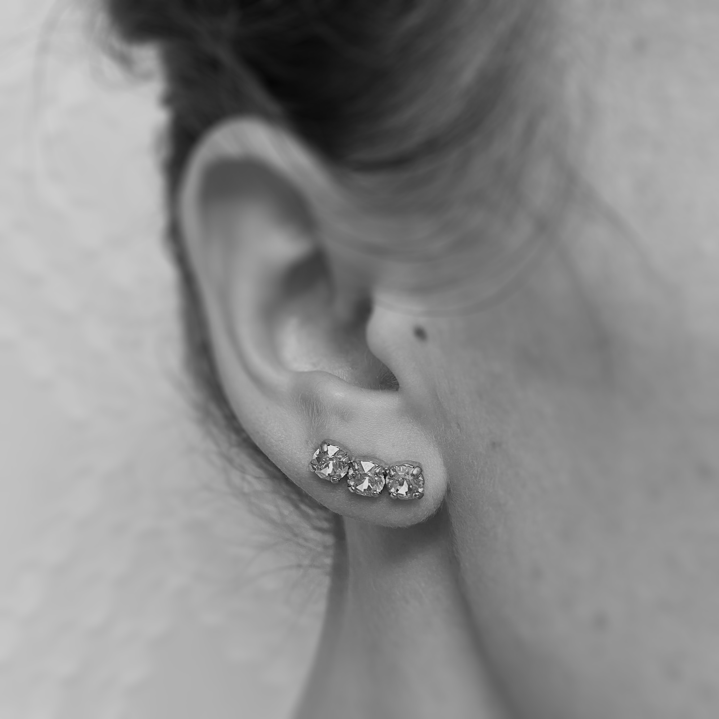 Diamante Crawler Posts • Gray Ombré