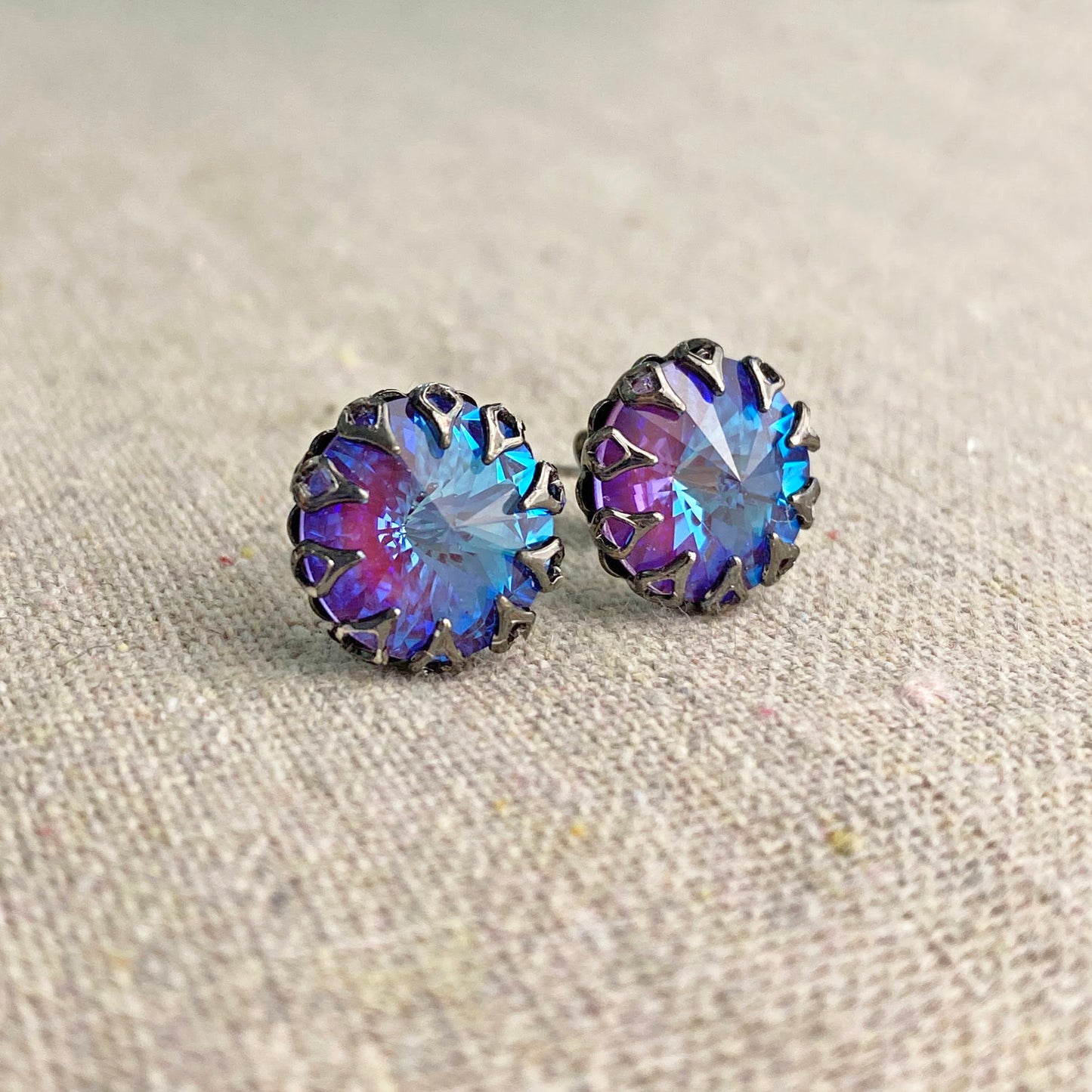 Rivoli Gothic Crown Post Earrings • 12mm