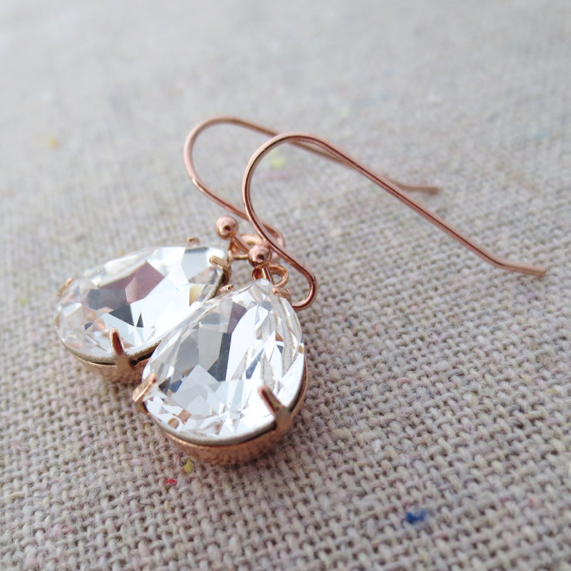 Medium Pear Dangling Earrings