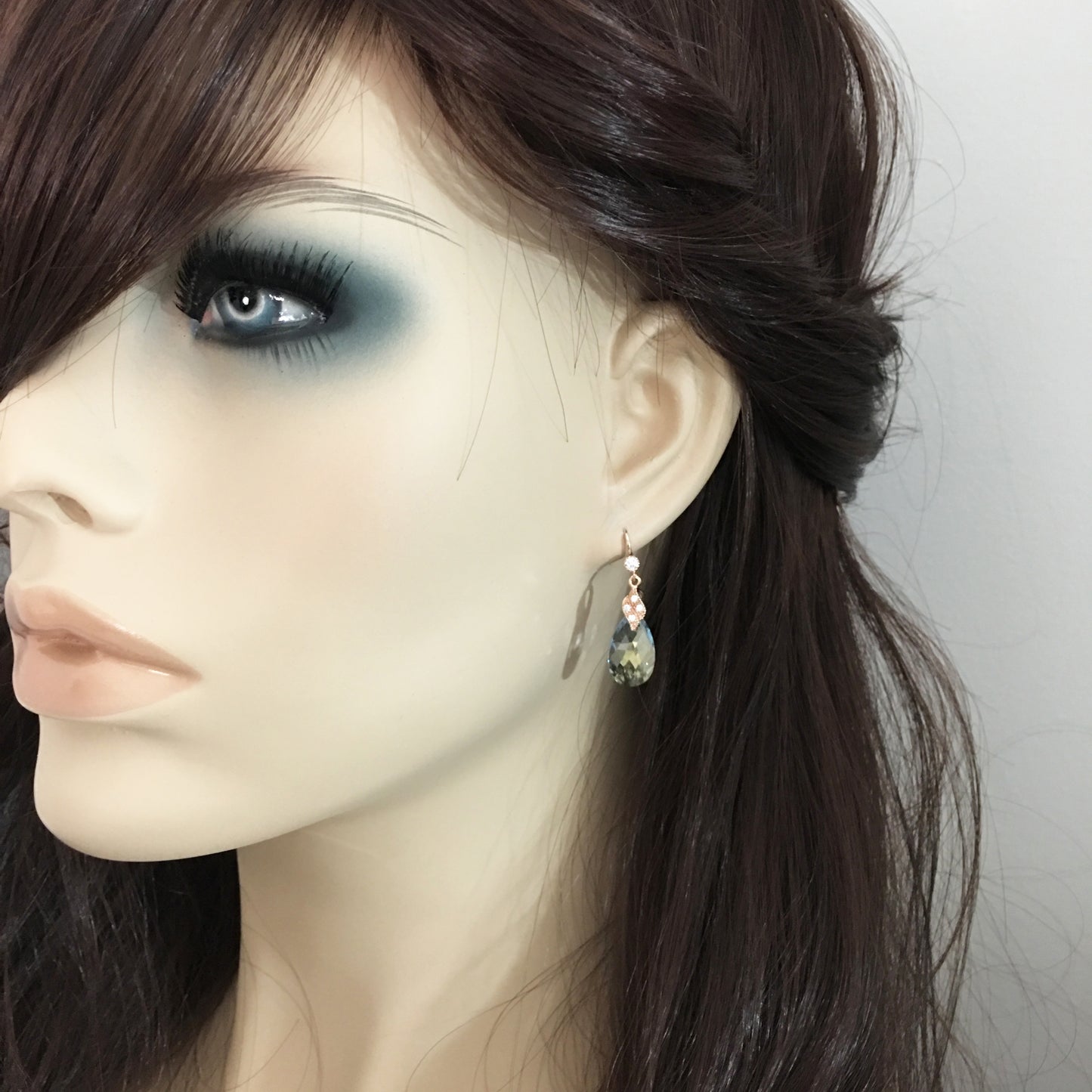 Tina Dangling Earrings