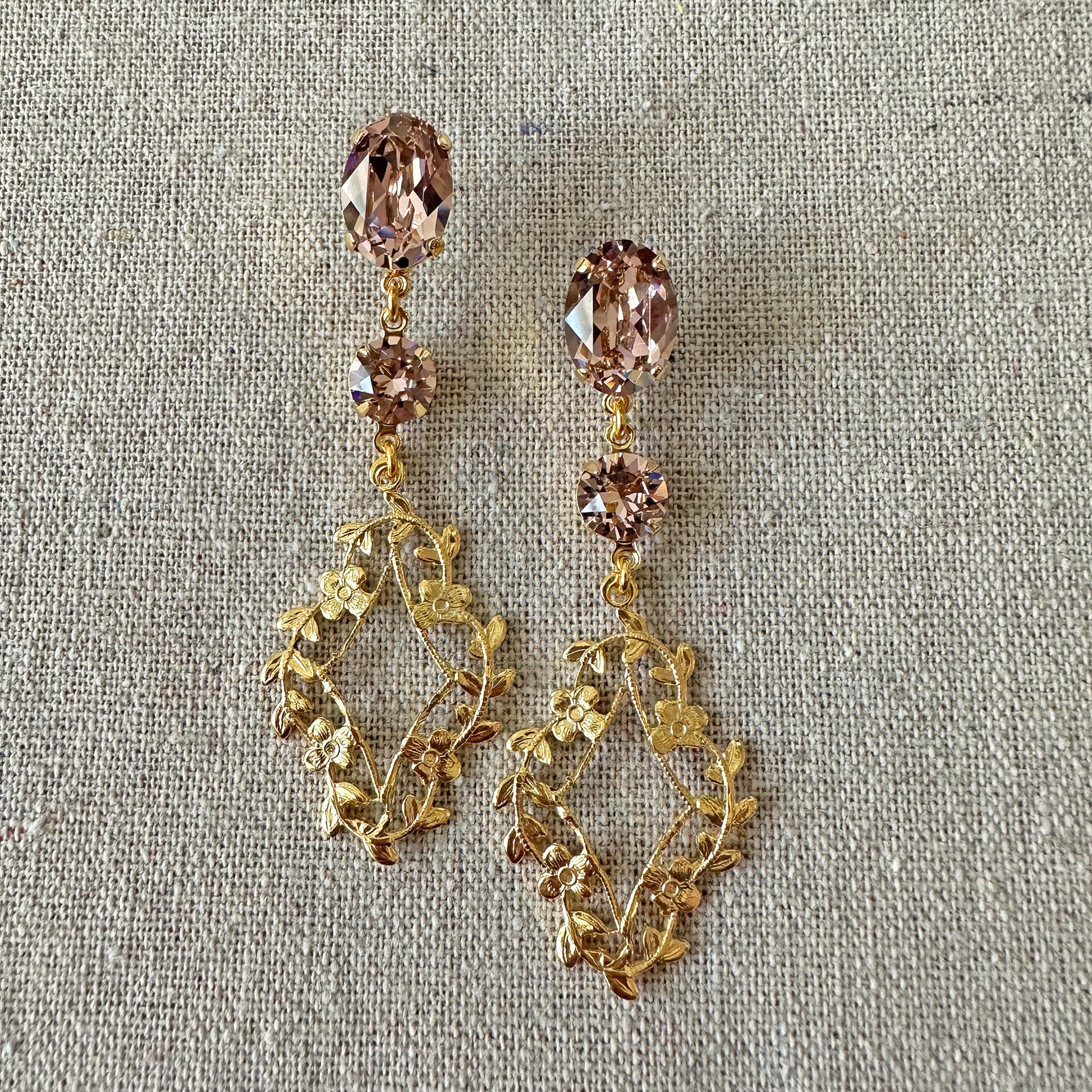 blooming earrings gold