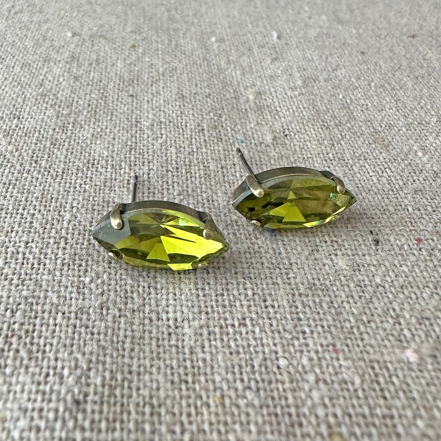 Marquise Post Earrings • 15mm