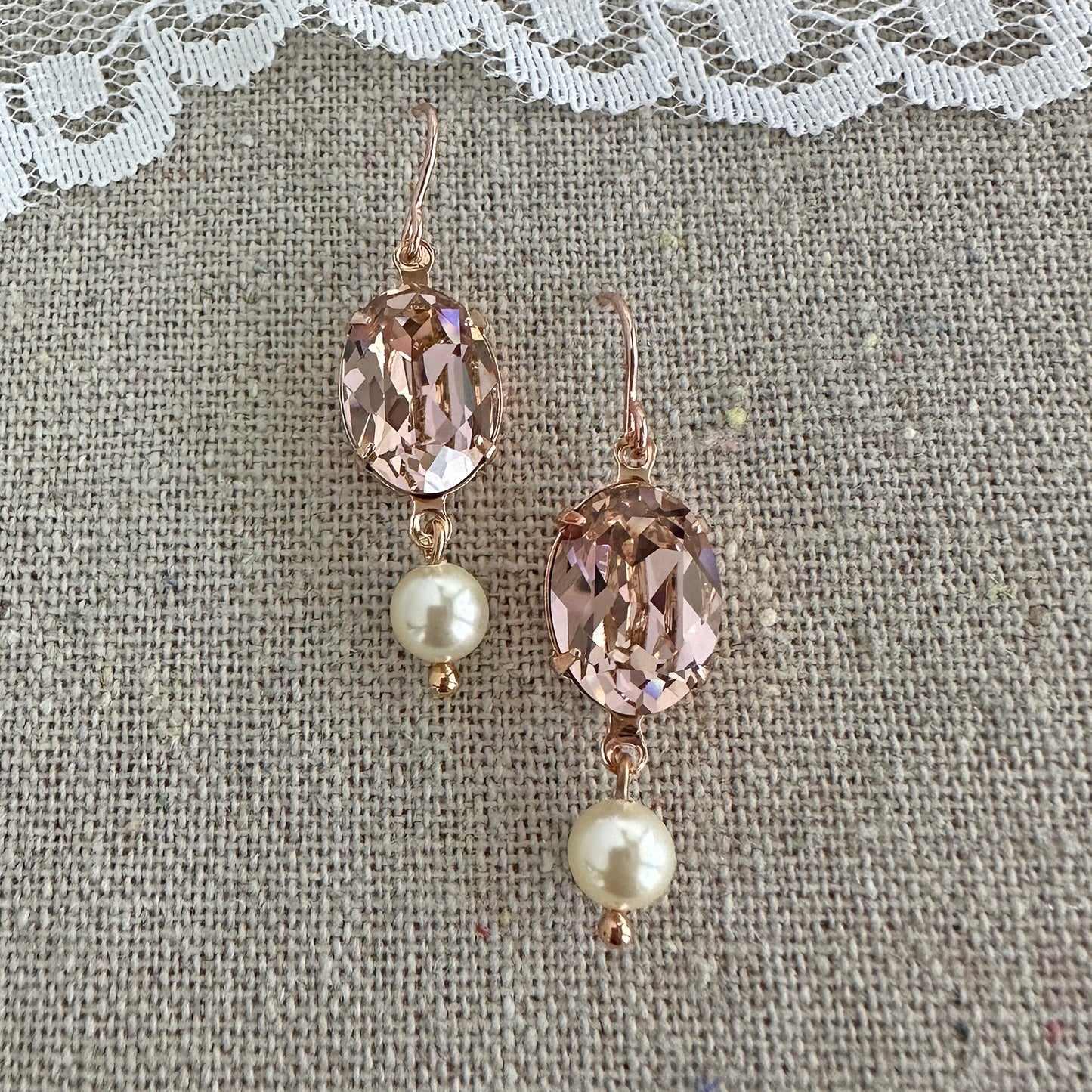 Oval Pearl Dangling Earrings