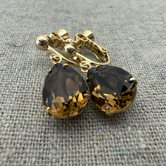 Medium Pear Clip-on Earrings