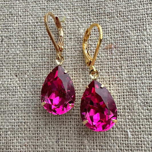 Medium Pear Leverback Earrings