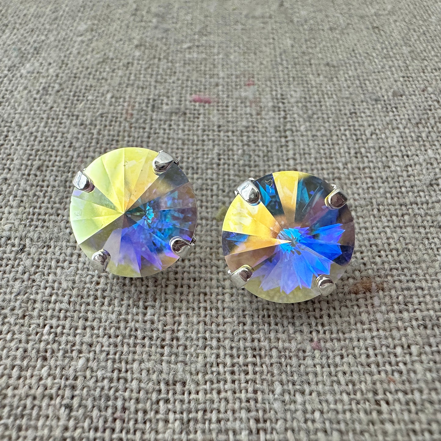 Rivoli Post Earrings • 12mm