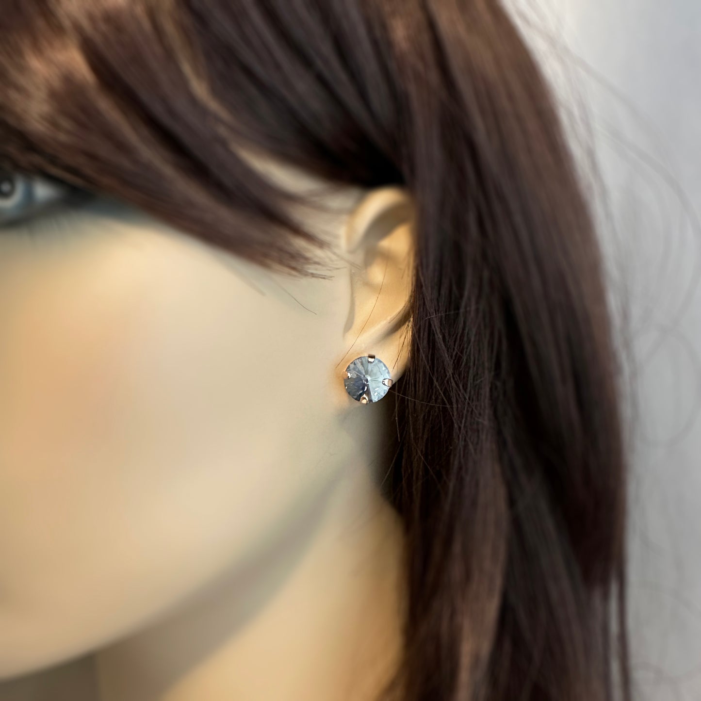 Rivoli Post Earrings • 10mm