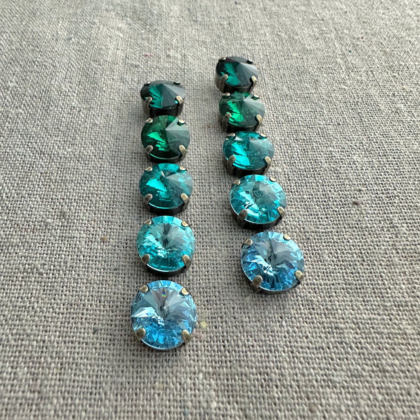 Rivoli Simple Stiletto Post Earrings • Green Blue Ombre