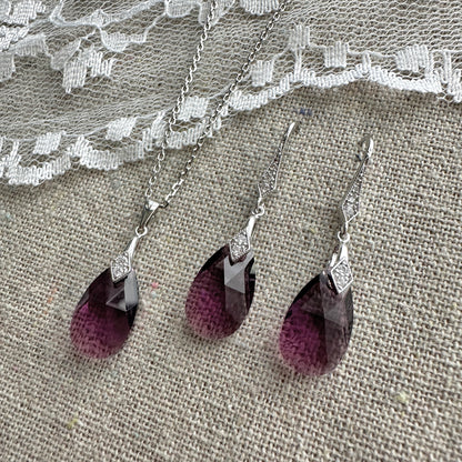 Deco Teardrop Set • Earrings & Necklace