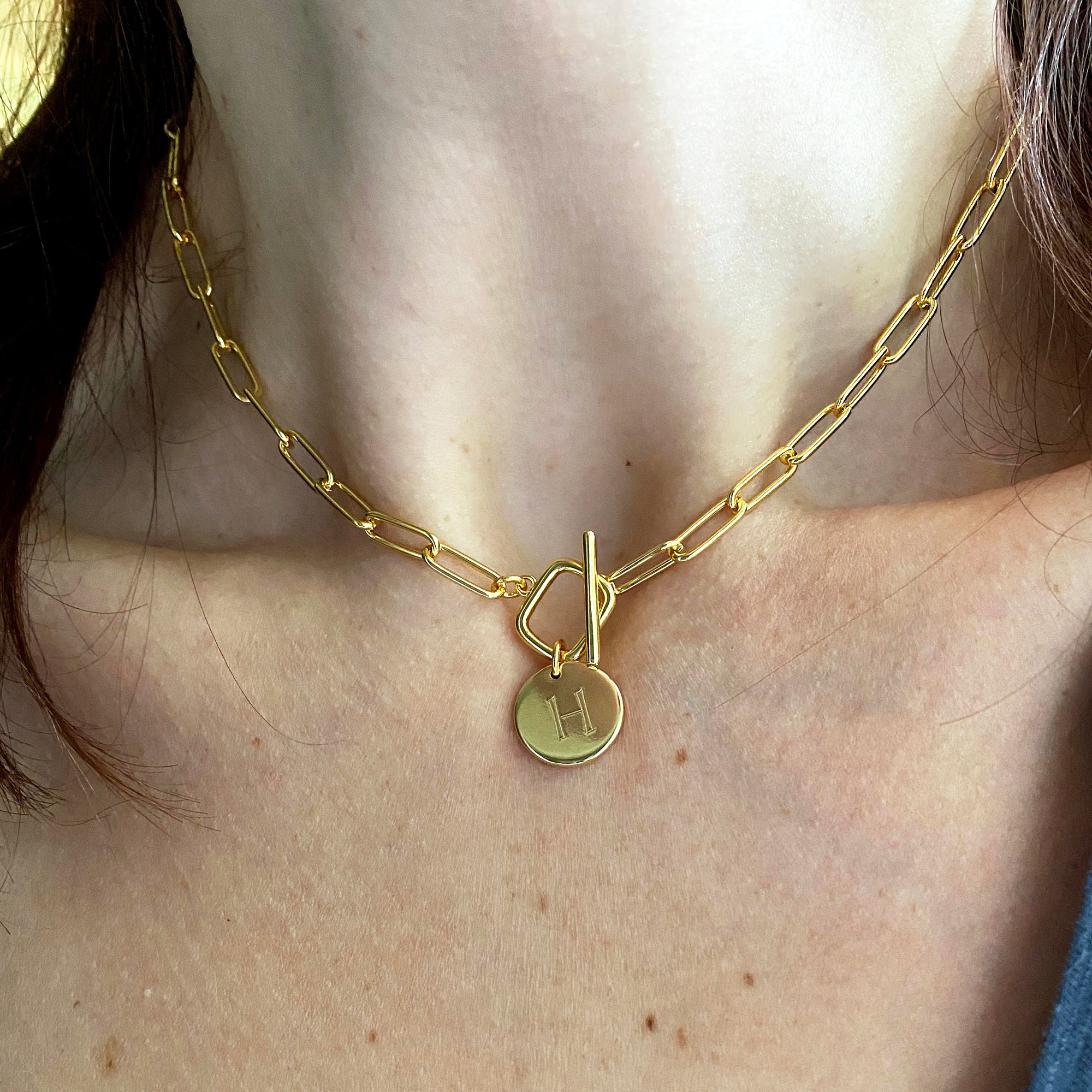 ChunkyPaperclipToggleInitialNecklace Gold N0283 13