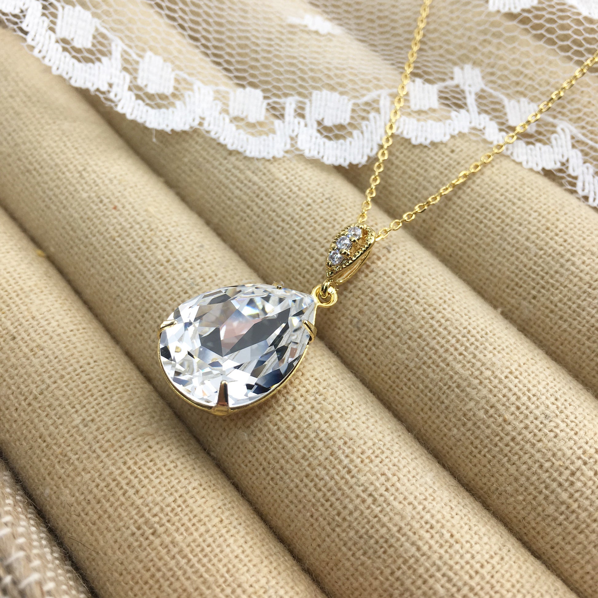swarovski crystal pendant bridal necklace